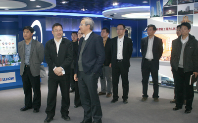 開發(fā)區(qū)管委會(huì)陳主任一行到泰豪調(diào)研